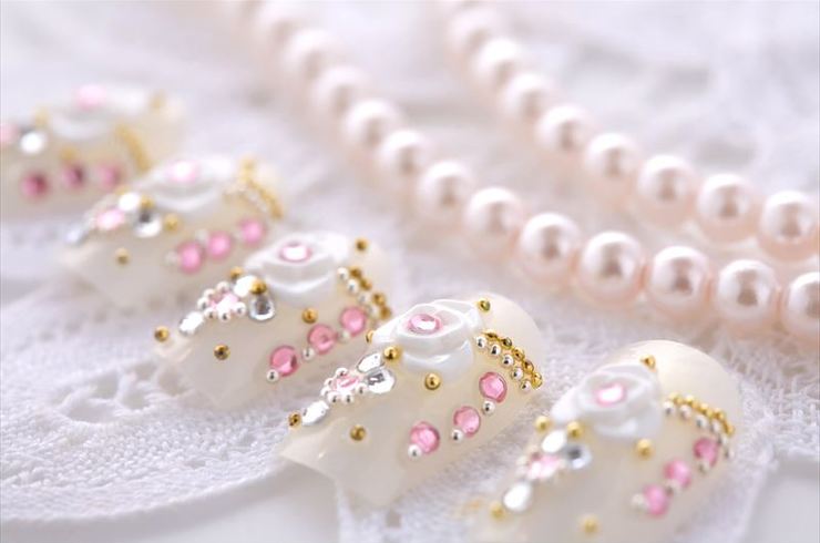 華やかなデザイン